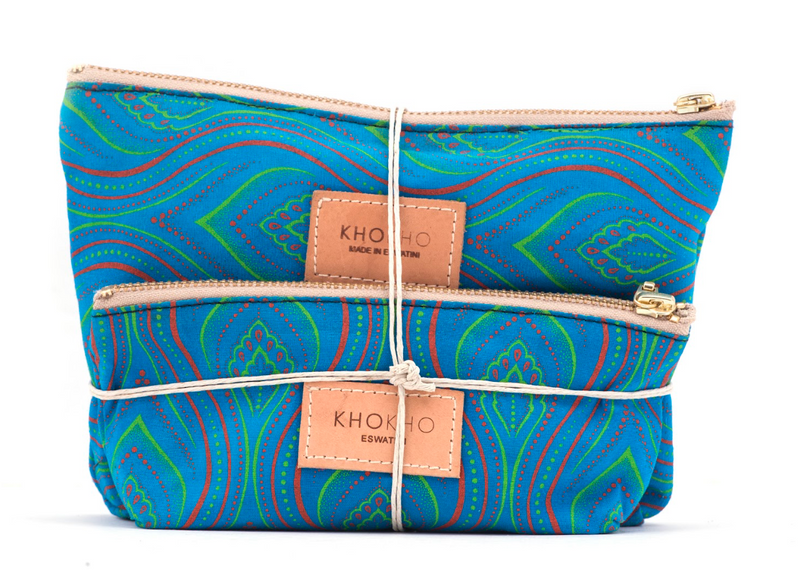 SET OF SHWESHWE COSMETIC BAGS IN TURQUOISE